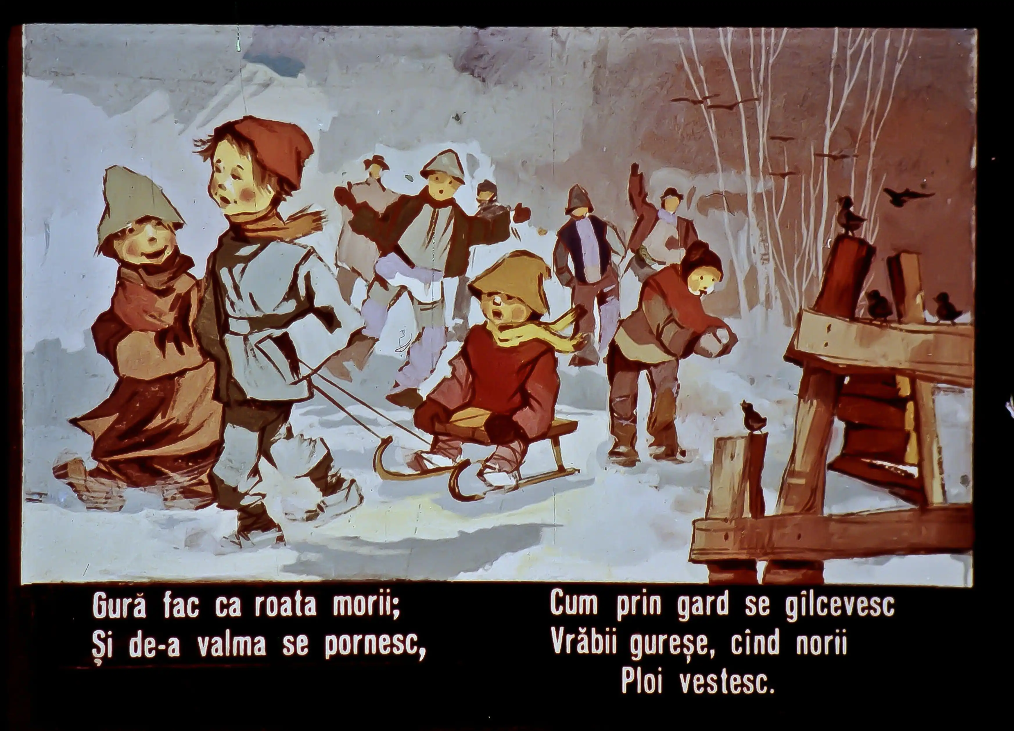 Ilustrație cu copii care se jucau în zăpadă, iar în partea de jos a imaginii este un text care prezintă versuri despre mișcarea roții morii și vrăbiile care gândesc vremile ploioase.
