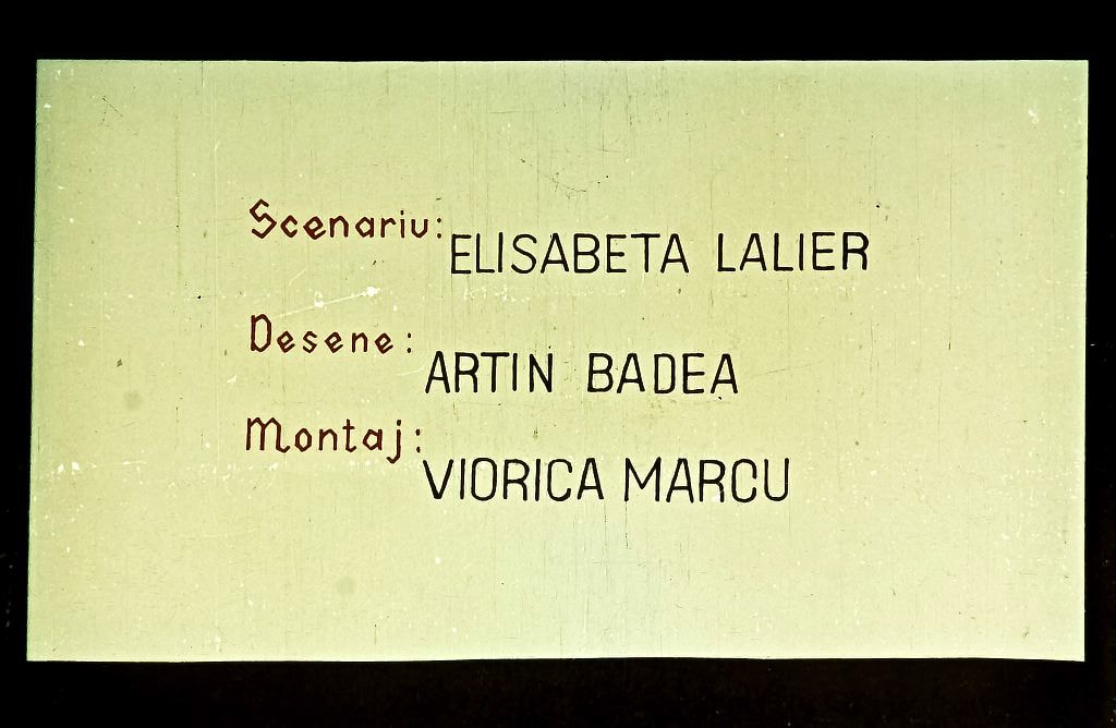 Text pe fundal deschis care enumeră echipa de creație: scenariu, desene și montaj.