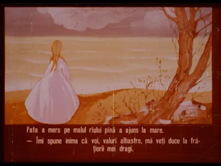 Imagine ilustrativă cu o fată pe malul unui râu, contemplând marea, și un text scris despre dorința ei de a fi dusă la frații ei dragi.